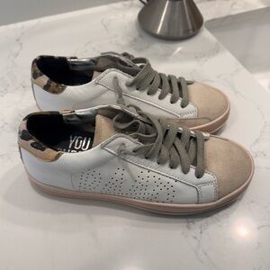 P448 Women's White and Beige Sneakers